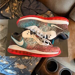 LeBron low sz 8.5 Miami night wore once